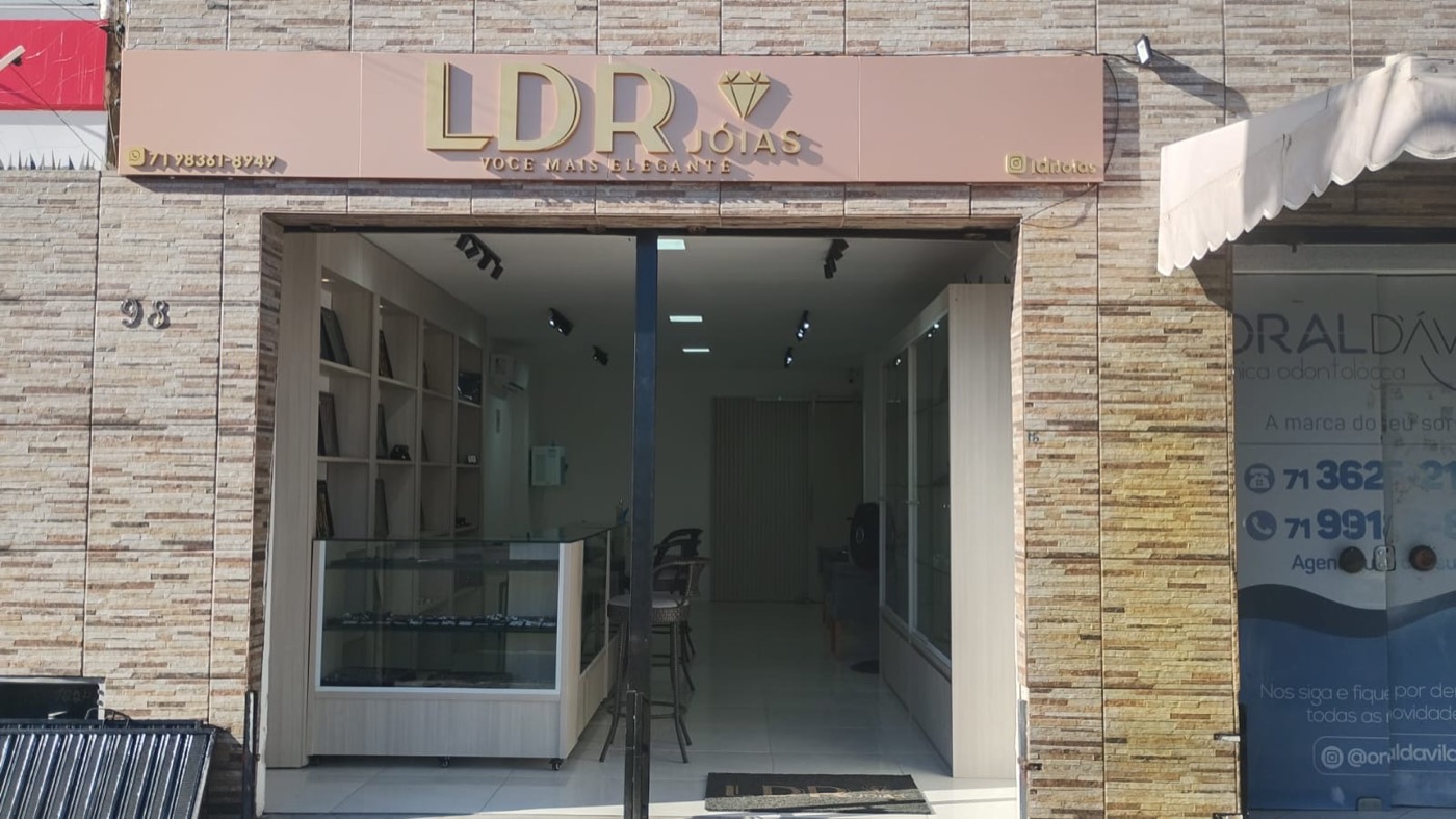Fachada da loja LDR Jóias em Dias d'Ávila